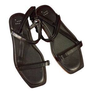 A New Day Black Cork Bottom Minimal Sandals Size 6